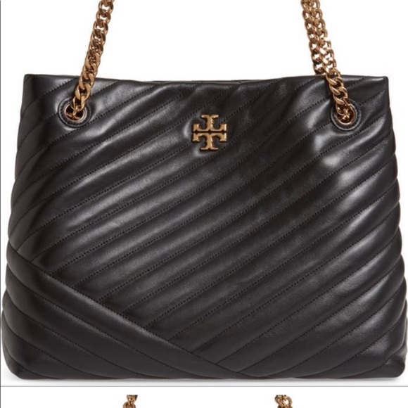 Tory Burch Handbags - Tory Burch Chevron Tote